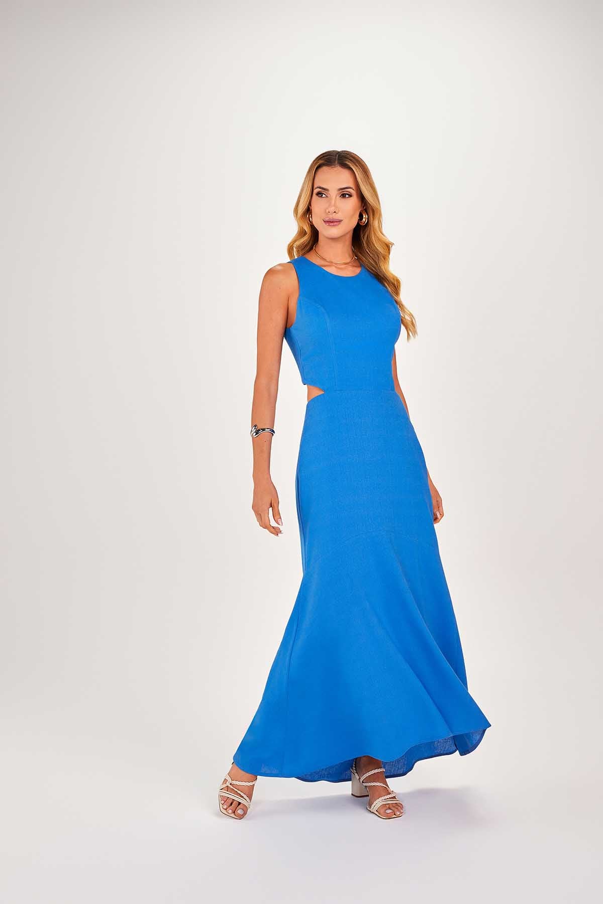 VESTIDO EVASE COM ABERTURA COSTAS