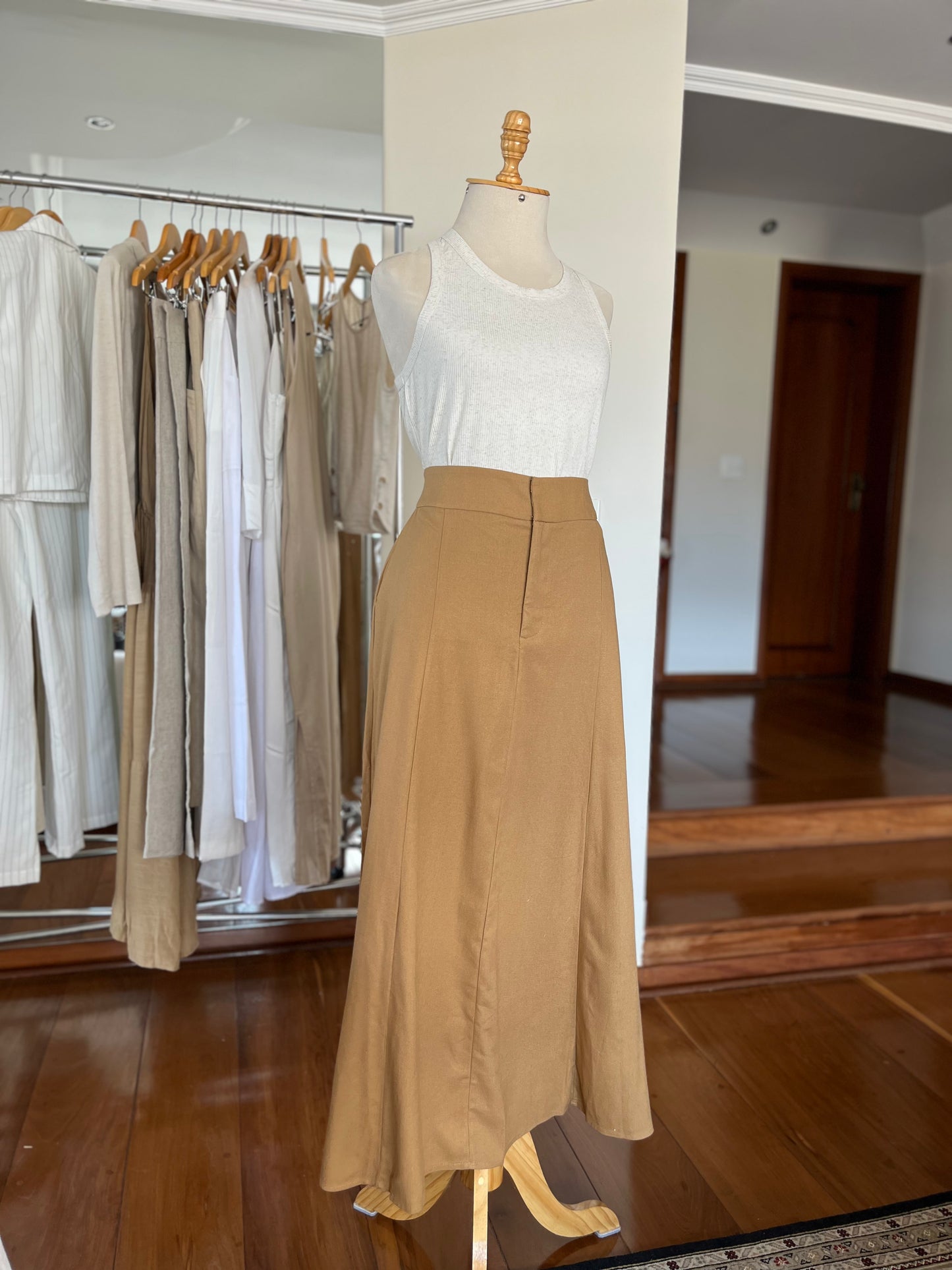 REGATA DE MALHA CANELADA NATURAL