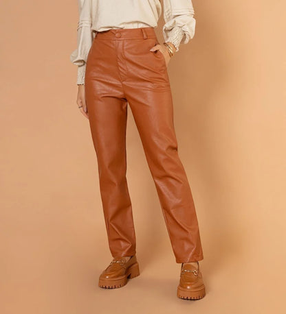 CALÇA FEMININA RETA COURO CHAROLES